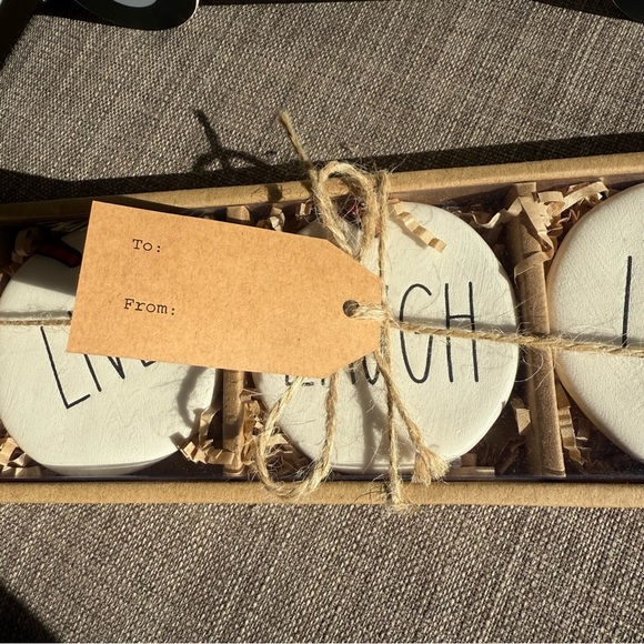 NEW 3 Pc SET Rae Dunno Adorable White Ceramic Ornaments - LIVE - LOVE - LAUGH - Picture 5 of 8